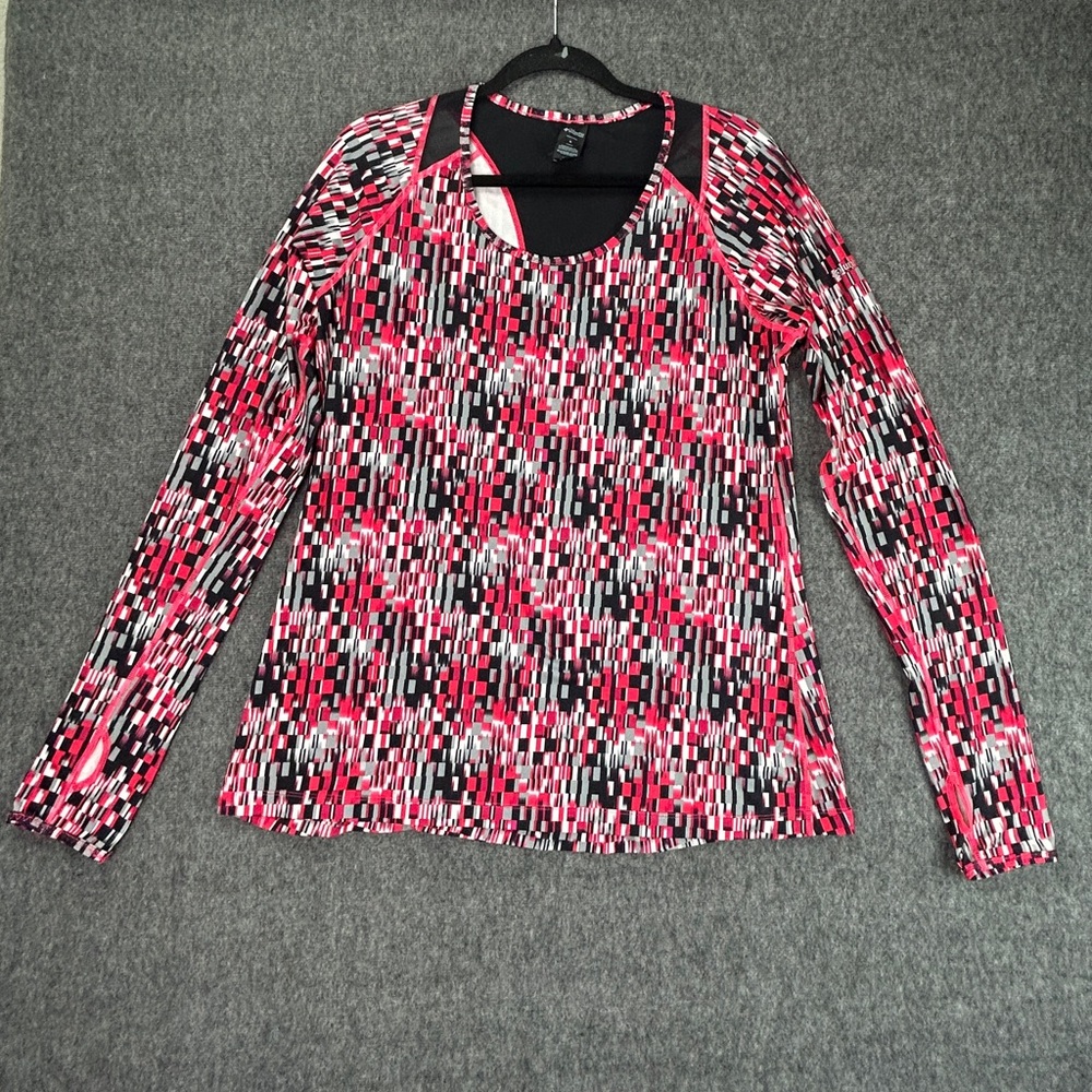 Columbia Antimicrobial Red, Black W Mesh Upper Long Sleeve Stretchy Size XL